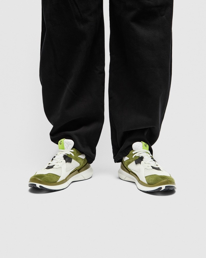 ECCO BIOM 2.2 Herren Sneaker aus Veloursleder - Grün